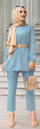 Ensemble tunique et pantalon assorti avec ceinture (Vetement pour femme voilee) - Couleur bleu chine